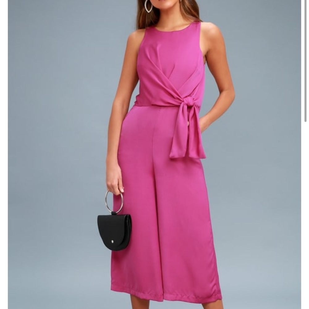 NWT Lulus cropped jumpsuit
